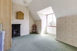 Photo 8- click for photo gallery